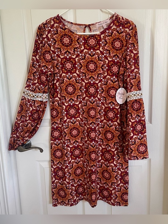 Harlow & Rose Dresses & Skirts - NWT Harlow & Rose Retro Style Long Sleeve Hippie Dress size S